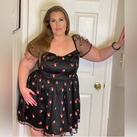 Black Flower Dress XL - Picture 8 of 8